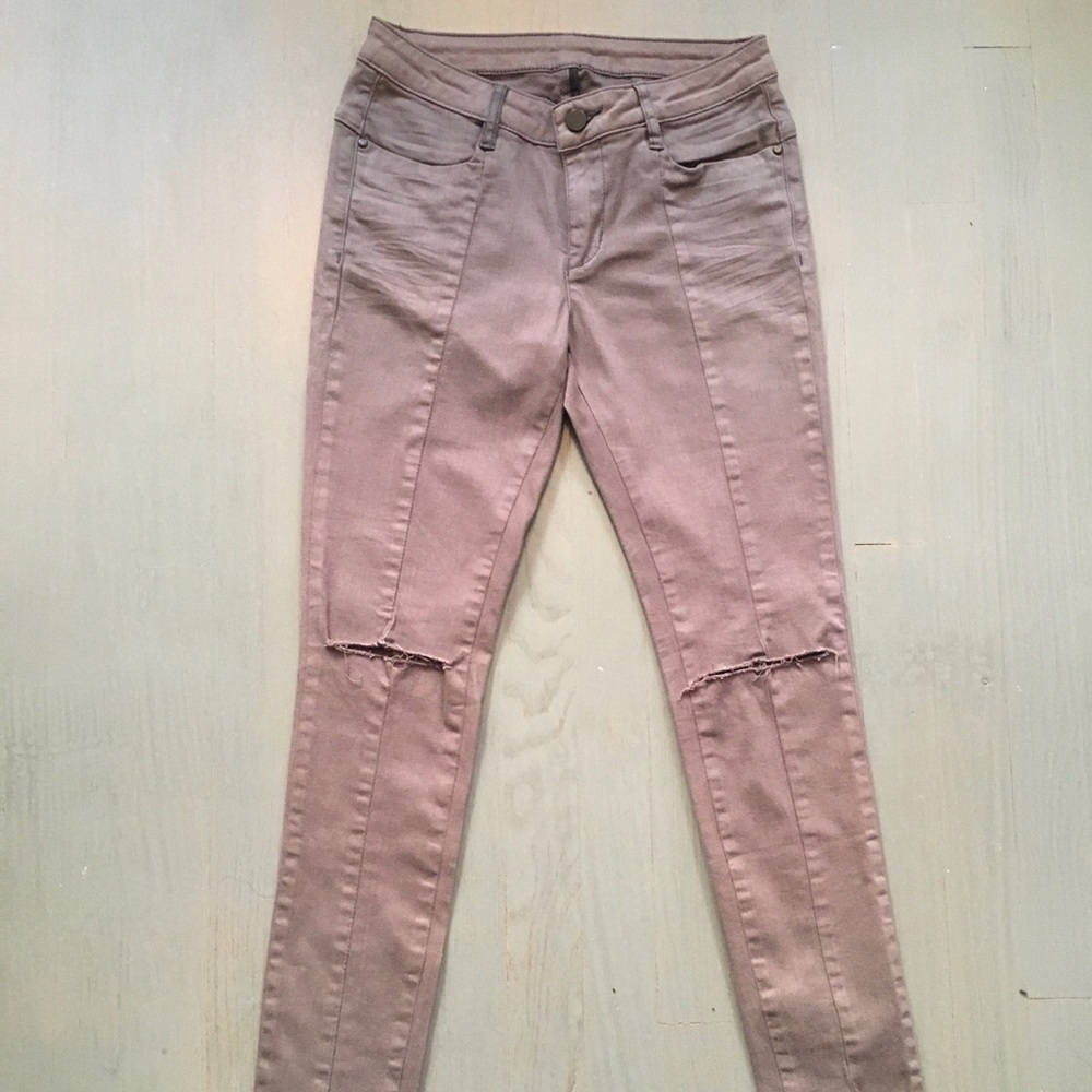 Pants with open knees